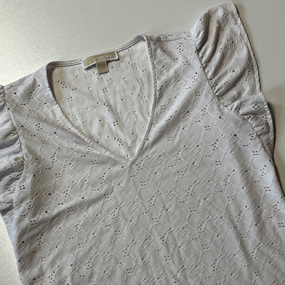Michael Kors Eyelet Top Size S White V-neck Flutter Sleeve Coquette Knit Blouse